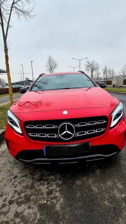 Mercedes-Benz GLA-Class 200 - wie neu- Parkpilot 10/2017-photo-2