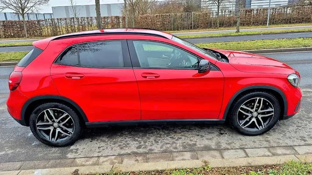 Mercedes-Benz GLA-Class 200 - wie neu- Parkpilot 10/2017-photo-7