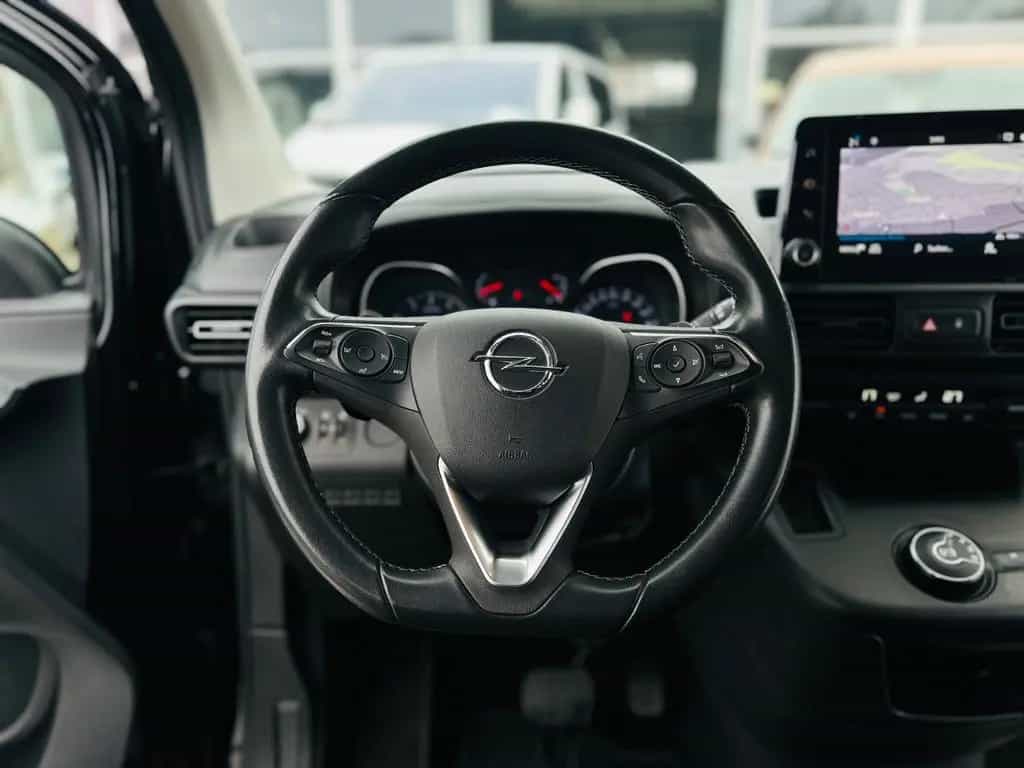 Opel Combo Life E Edition Behindertengerecht-Rampe 07/2021-photo-17