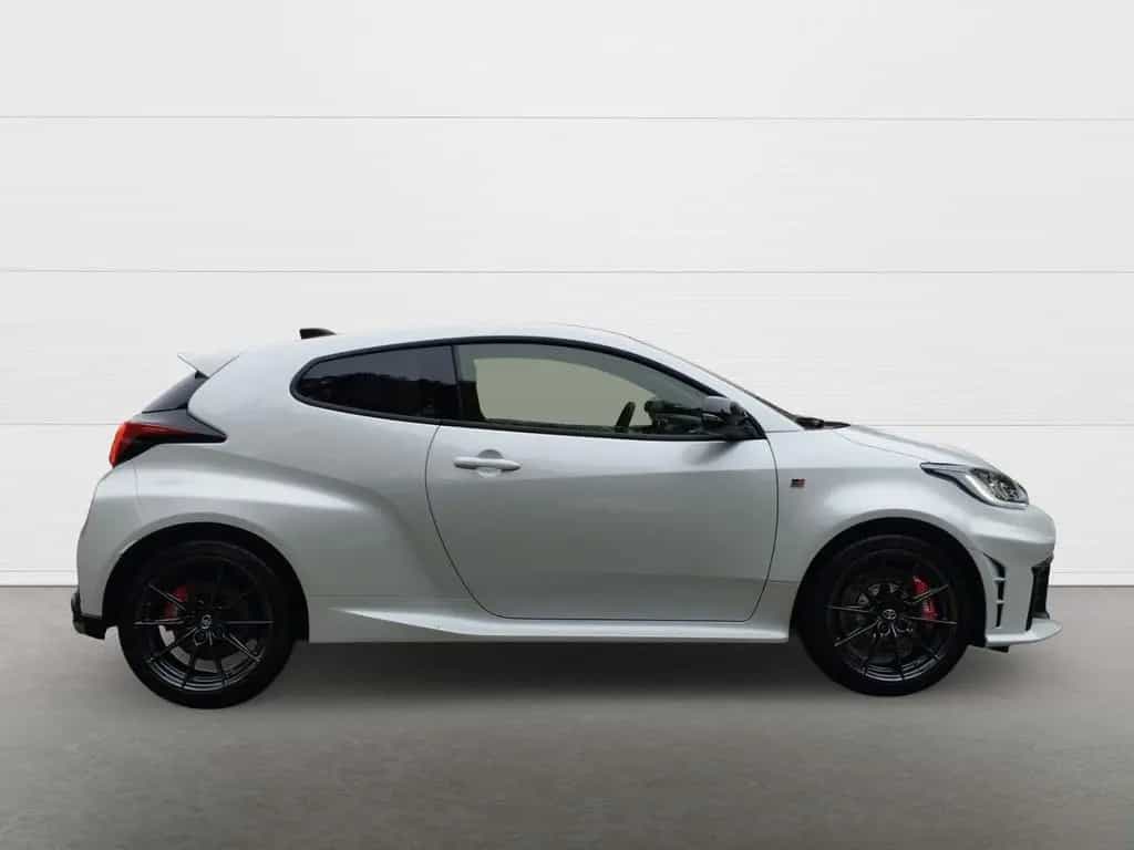 Toyota Yaris GR 1.6l 8AT CONVENIENCE-PAKET+BBS-FELGEN+ 11/2024-photo-6
