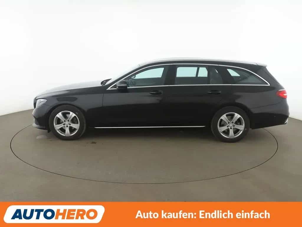Mercedes-Benz E 200 E-Klasse E 200 T Avantgarde Aut.*NAVI*360*SHZ* 02/2017-photo-2