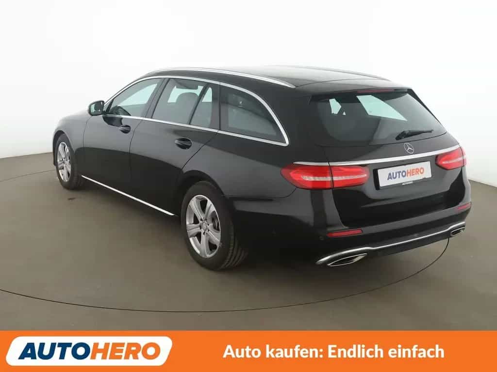 Mercedes-Benz E 200 E-Klasse E 200 T Avantgarde Aut.*NAVI*360*SHZ* 02/2017-photo-3