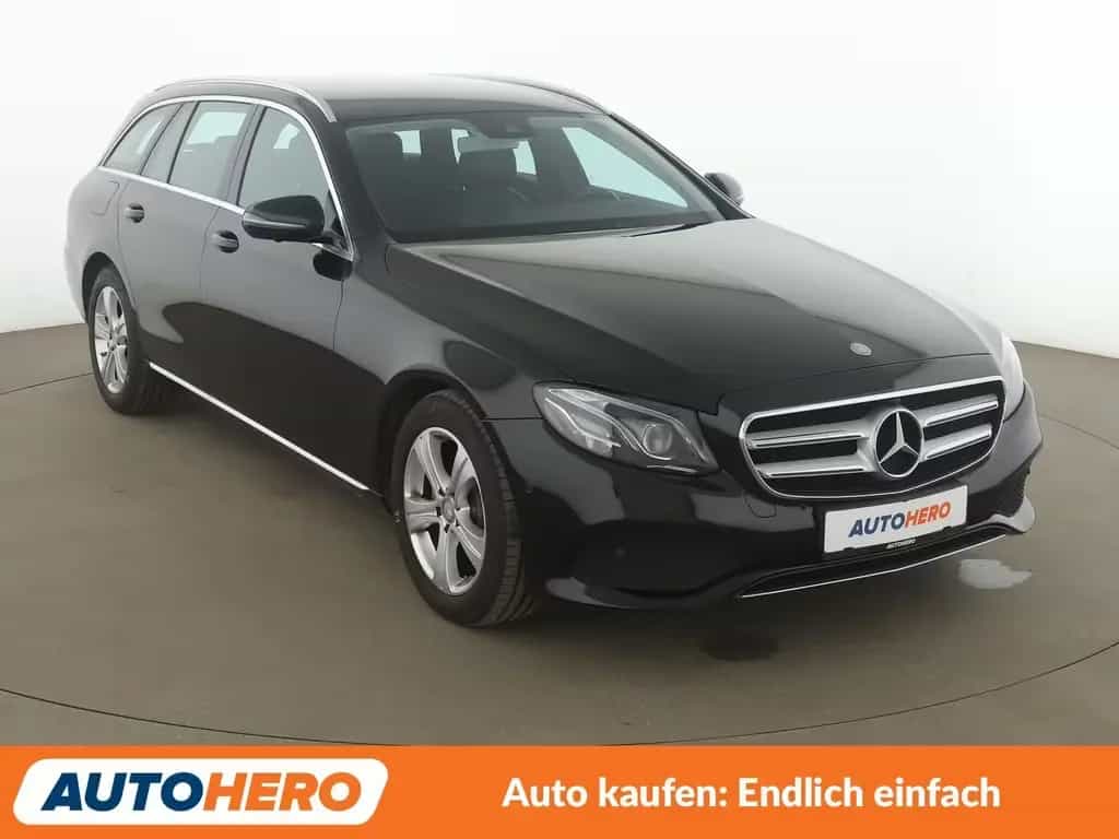 Mercedes-Benz E 200 E-Klasse E 200 T Avantgarde Aut.*NAVI*360*SHZ* 02/2017-photo-7