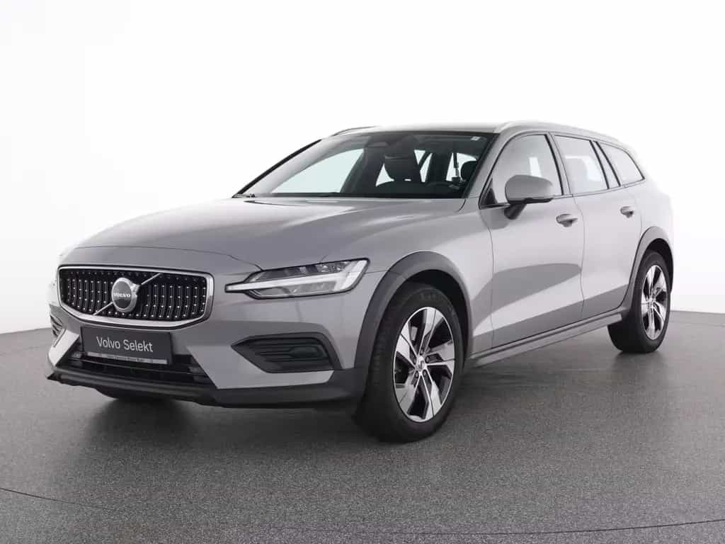 Volvo V60 Cross Country B4 AWD PLUS AHK+WINTERPAK 01/2024-photo-1