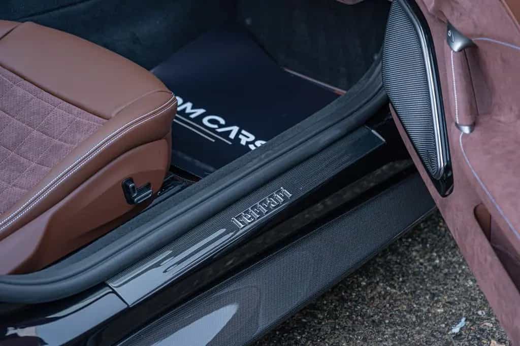 Ferrari Roma Spider *SPECIAL COLOR*VENT*VOLL*LP €345.000 01/2026-photo-28