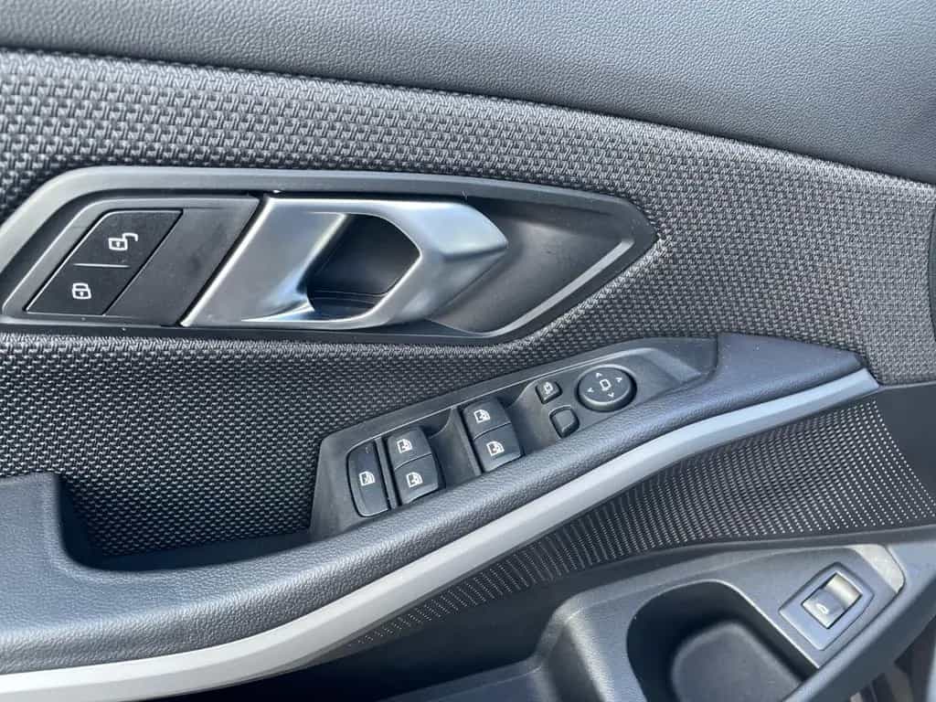 BMW 3 Series 318 d Touring Advantage Live Cockp.Pro Rückf.ass 03/2022-photo-13