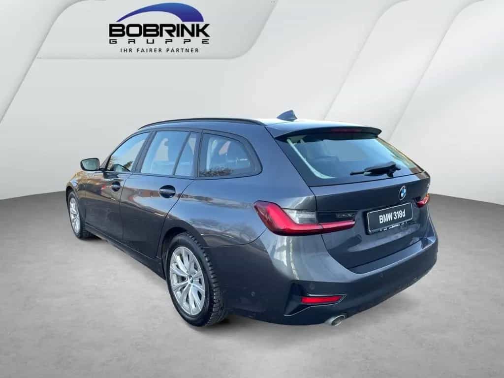 BMW 3 Series 318 d Touring Advantage Live Cockp.Pro Rückf.ass 03/2022-photo-4