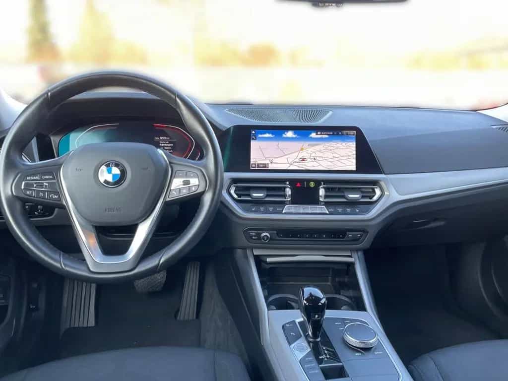 BMW 3 Series 318 d Touring Advantage Live Cockp.Pro Rückf.ass 03/2022-photo-6