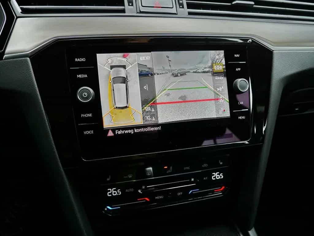 Volkswagen Passat Variant 2.0 TSI AHK*Matrix*H&K*ACC*360° 10/2023-photo-14