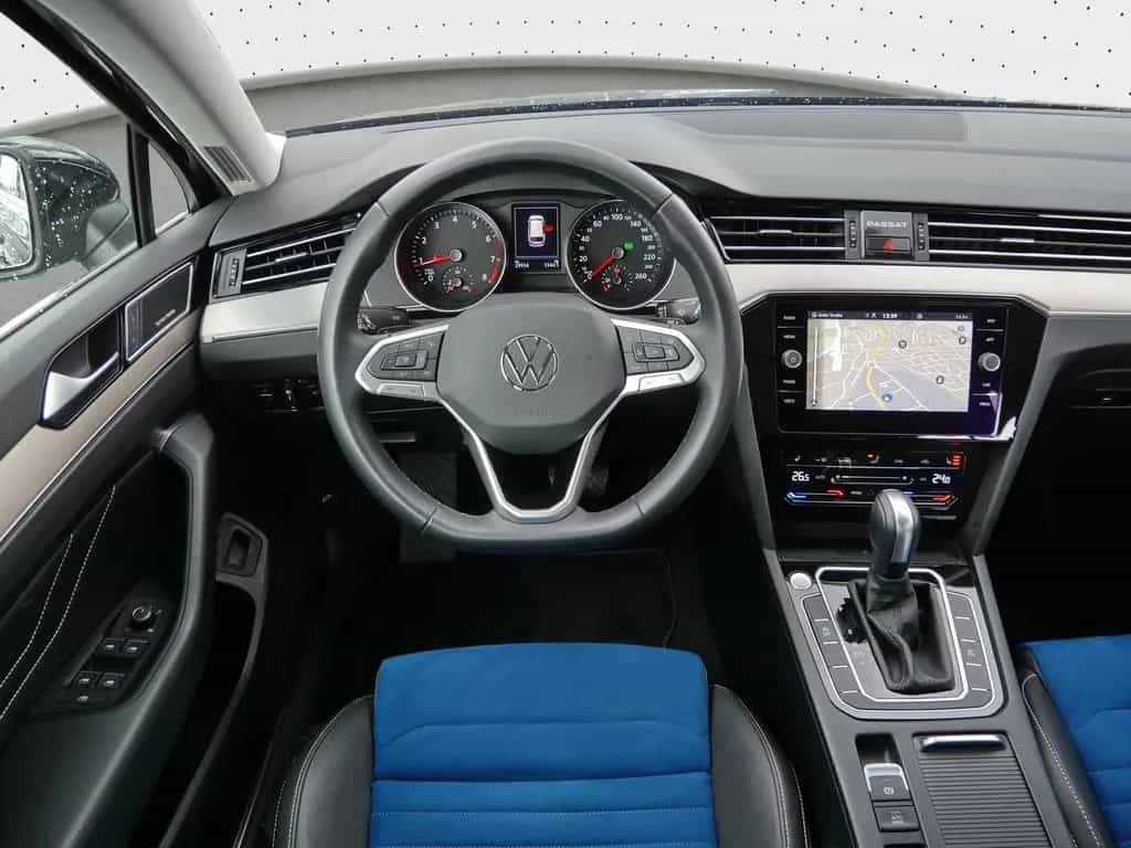 Volkswagen Passat Variant 2.0 TSI AHK*Matrix*H&K*ACC*360° 10/2023-photo-7
