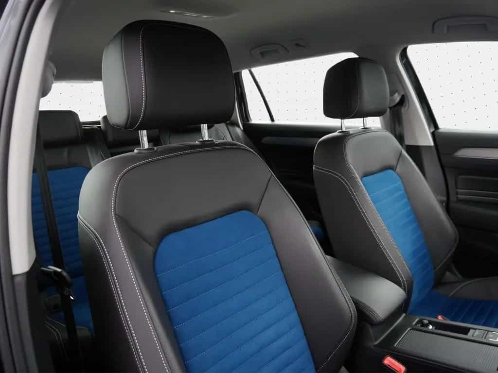 Volkswagen Passat Variant 2.0 TSI AHK*Matrix*H&K*ACC*360° 10/2023-photo-9