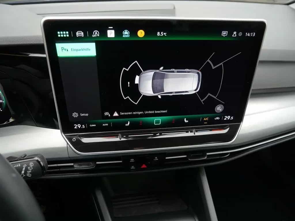 Volkswagen Golf Life 1.5 TSI LED*AHK*Pano*ACC*EPH*CarPlay 09/2024-photo-17