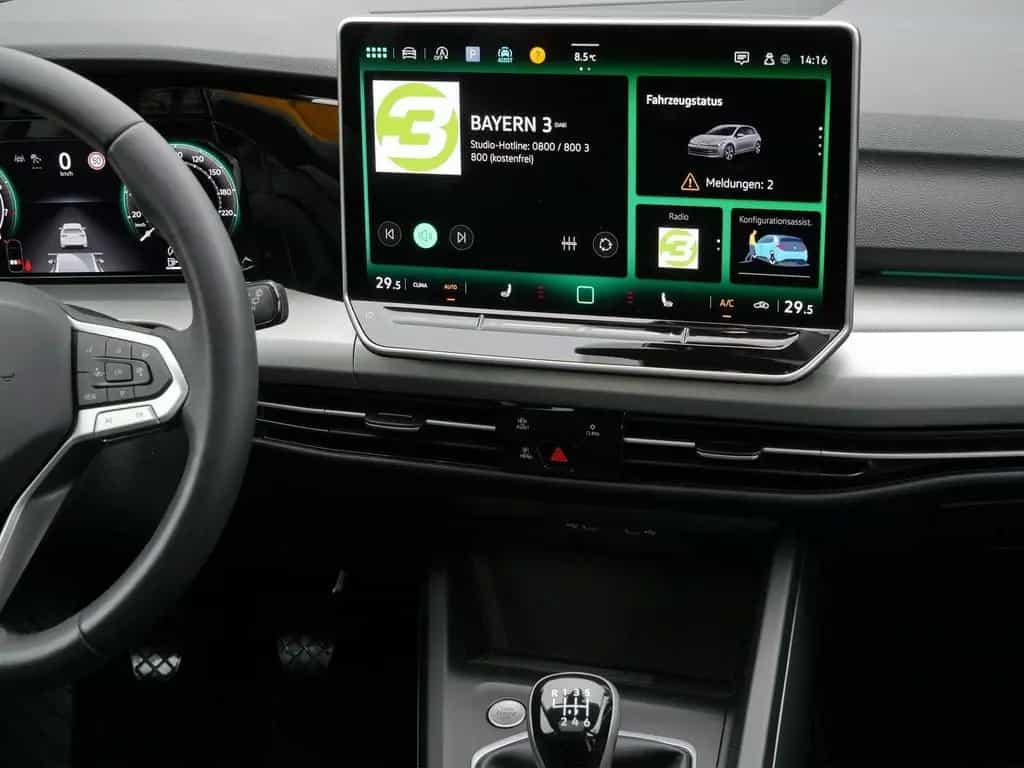 Volkswagen Golf Life 1.5 TSI LED*AHK*Pano*ACC*EPH*CarPlay 09/2024-photo-7