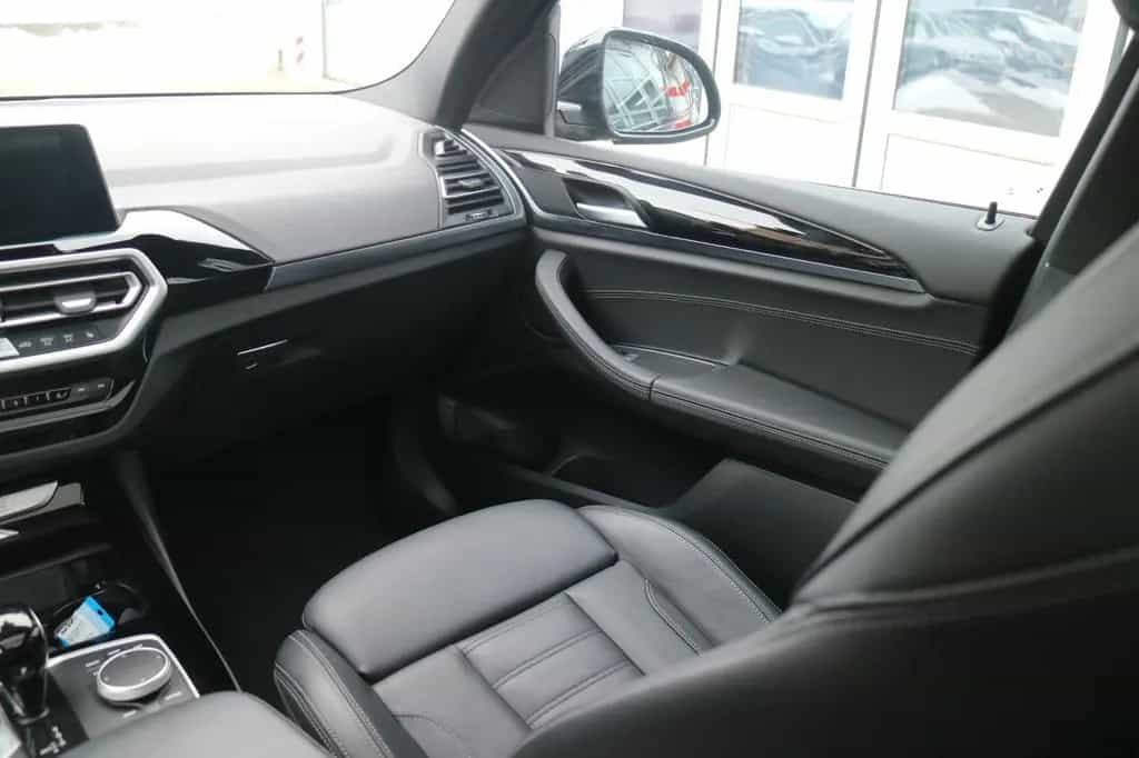 BMW X3 xDrive 30 d-M-Sport-PANO-Vollleder-ALU-19 12/2022-photo-15