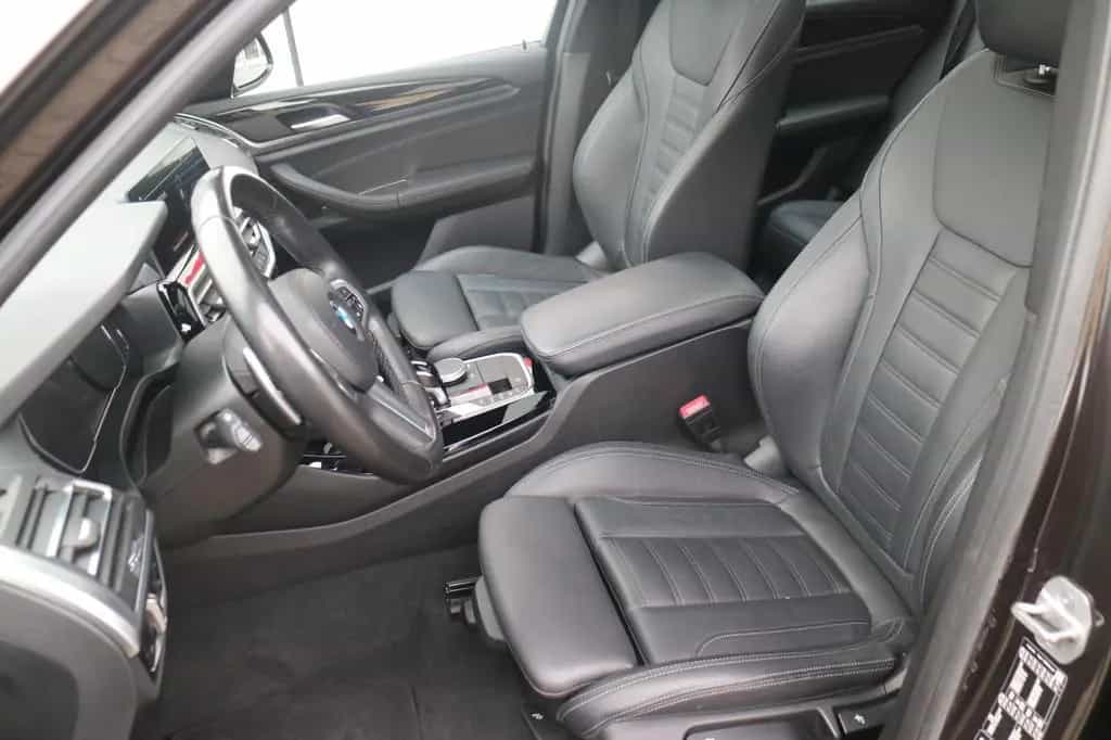 BMW X3 xDrive 30 d-M-Sport-PANO-Vollleder-ALU-19 12/2022-photo-18