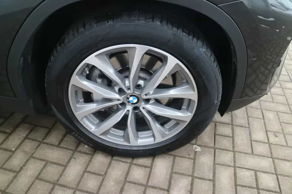 BMW X3 xDrive 30 d-M-Sport-PANO-Vollleder-ALU-19 12/2022-photo-3