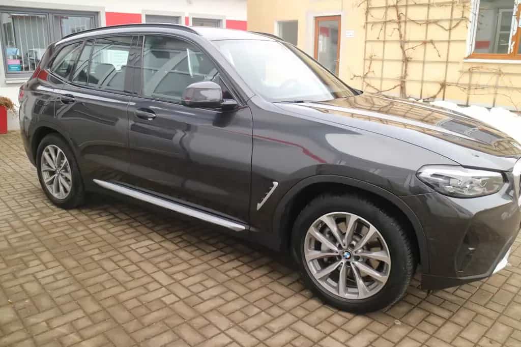 BMW X3 xDrive 30 d-M-Sport-PANO-Vollleder-ALU-19 12/2022-photo-7