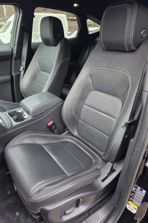 Jaguar E-Pace R-DYNAMIC S 4WD/LED/NAV/ACC/KAMERA/LKA/SH 10/2020-photo-9