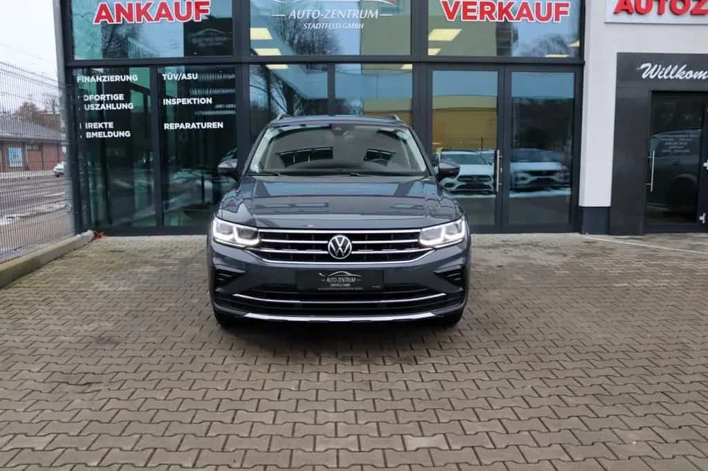 Volkswagen Tiguan Elegance 4Motion Standhzg Harman-K Matrix 07/2021-photo-1