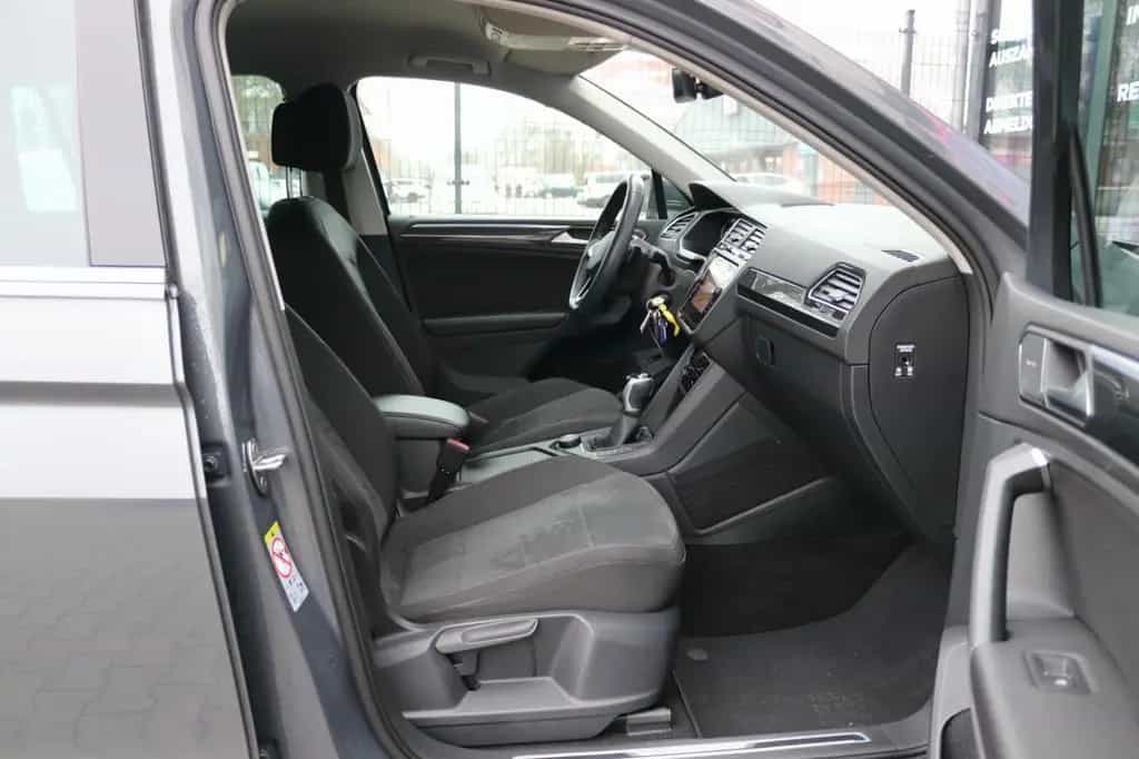 Volkswagen Tiguan Elegance 4Motion Standhzg Harman-K Matrix 07/2021-photo-23