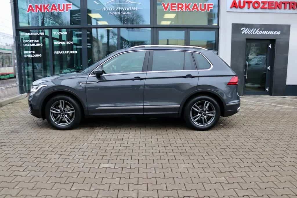 Volkswagen Tiguan Elegance 4Motion Standhzg Harman-K Matrix 07/2021-photo-3