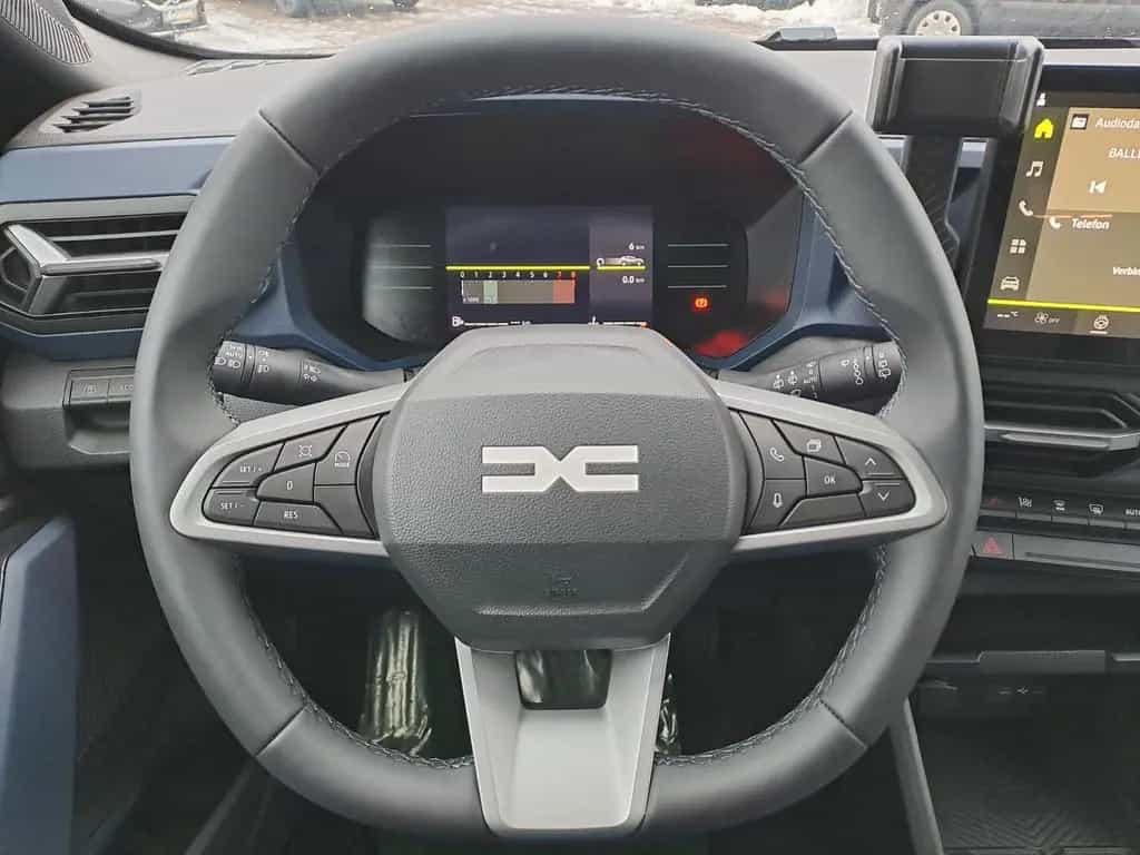 Dacia Duster III Journey TCe 130 09/2025-photo-17