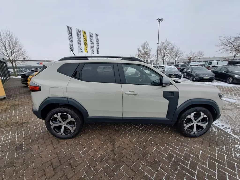 Dacia Duster III Journey TCe 130 09/2025-photo-3