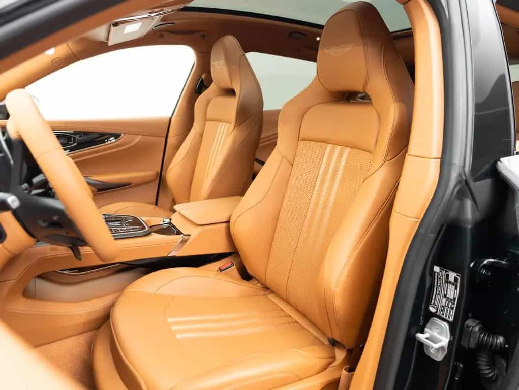 Aston Martin DBX 4.0 V8 707, NEW VEHICLE null-photo-9
