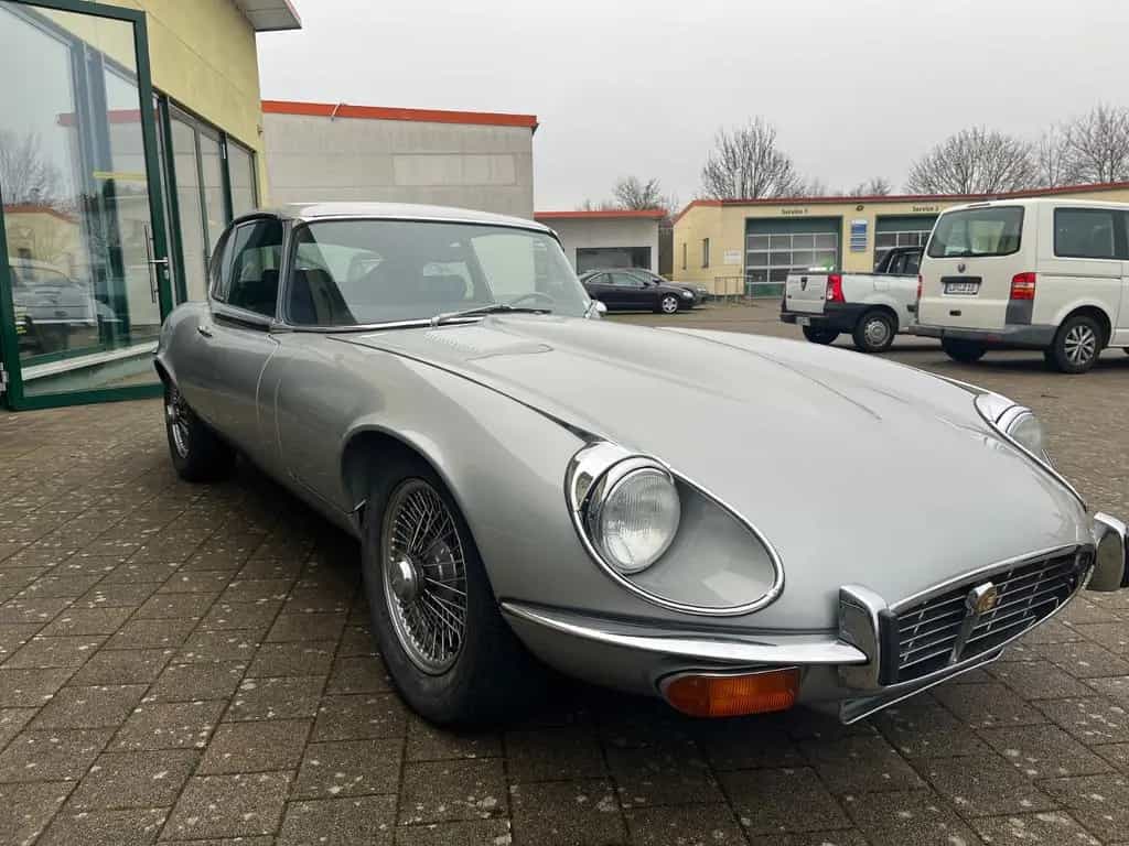 Jaguar E-Type Coupe V 12 07/1973-photo-4