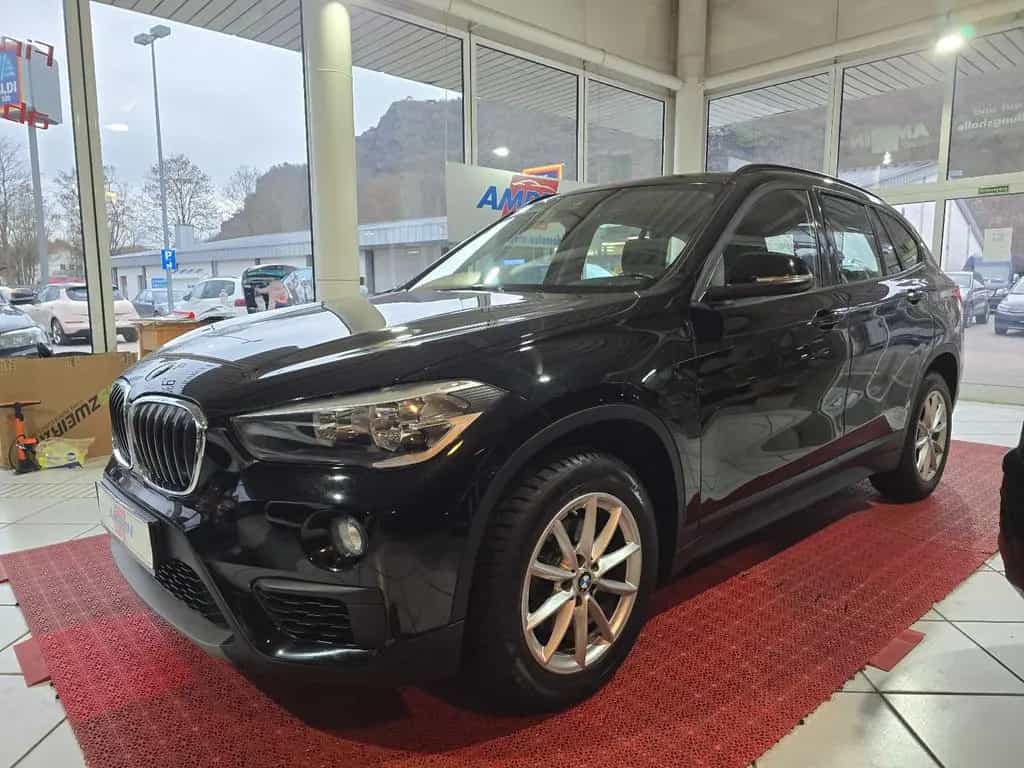 BMW X1 sDrive 18 i+NAVI+KLIMA+SHZ+PDC+TÜV 11/27+ 10/2018-photo-1