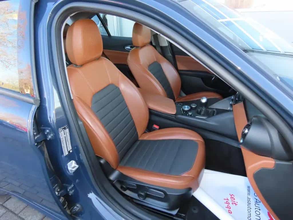Alfa Romeo Giulia 2.2 JTDM 2.Hd*Bi-Xen*Navi*SHZ*PDC 08/2018-photo-16