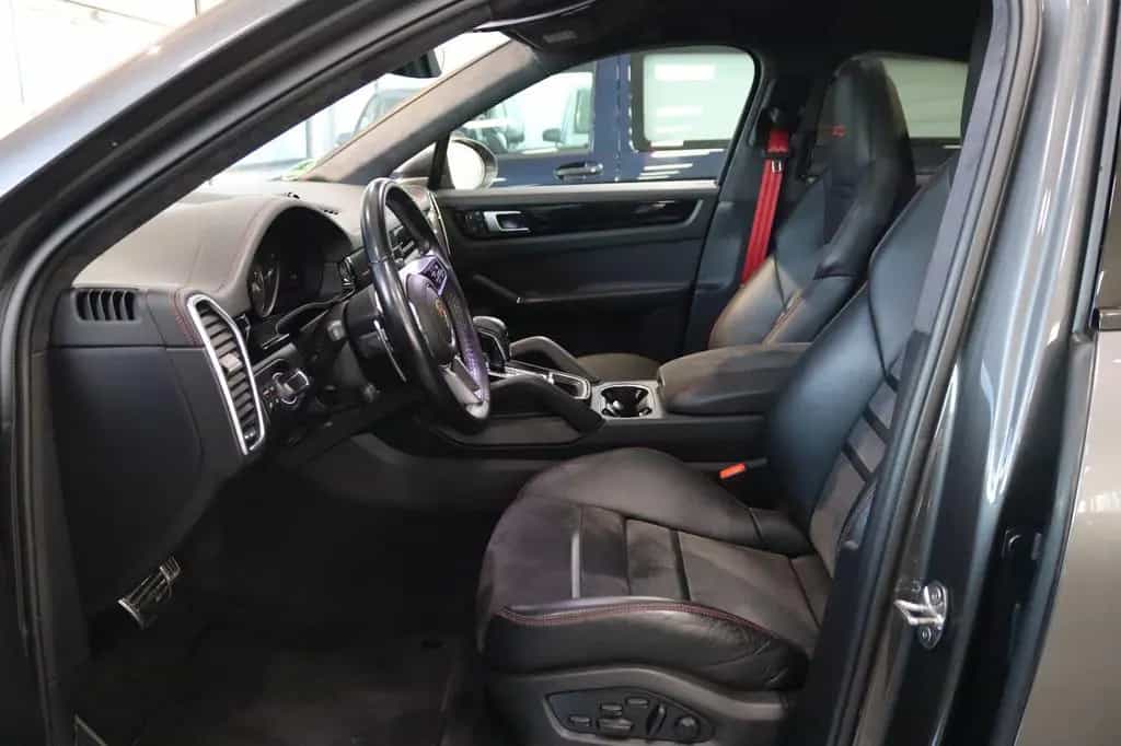 Porsche Cayenne Coupe GTS * 1.HAND + MEGA OPTIK * 11/2021-photo-15