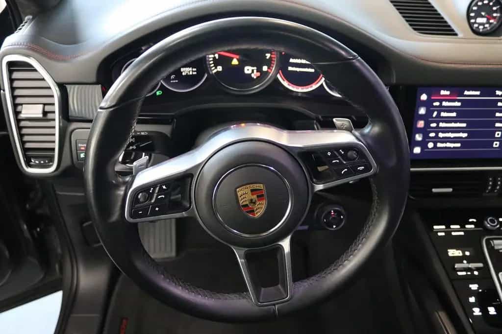 Porsche Cayenne Coupe GTS * 1.HAND + MEGA OPTIK * 11/2021-photo-18