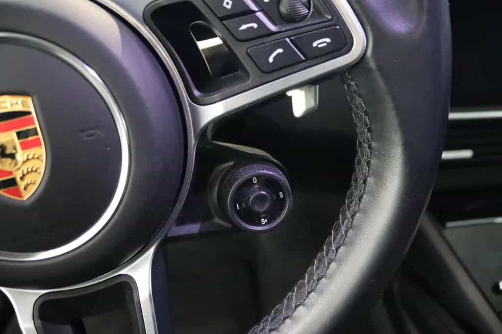Porsche Cayenne Coupe GTS * 1.HAND + MEGA OPTIK * 11/2021-photo-19