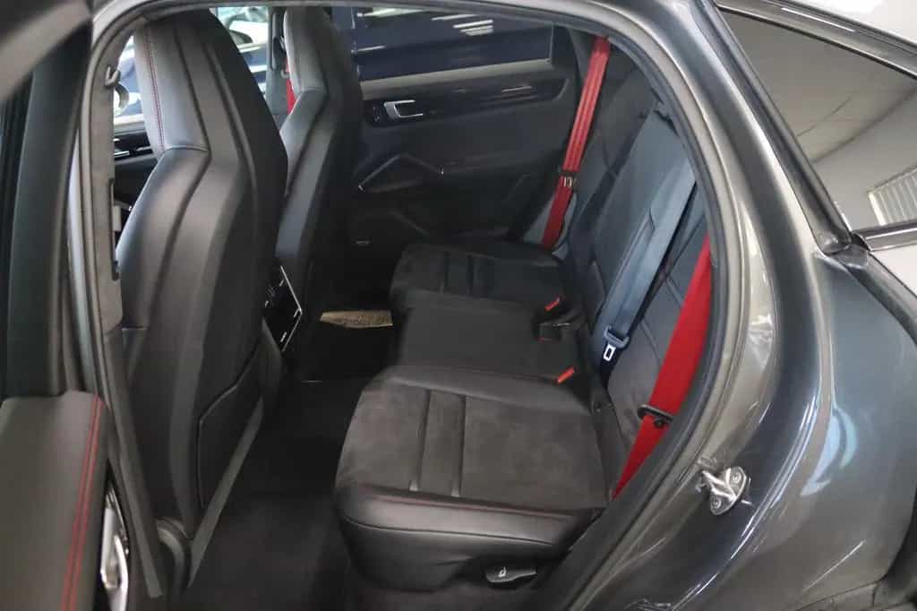 Porsche Cayenne Coupe GTS * 1.HAND + MEGA OPTIK * 11/2021-photo-24
