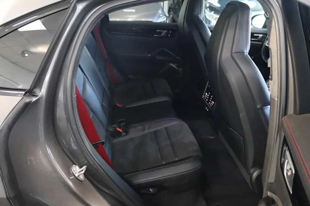 Porsche Cayenne Coupe GTS * 1.HAND + MEGA OPTIK * 11/2021-photo-25
