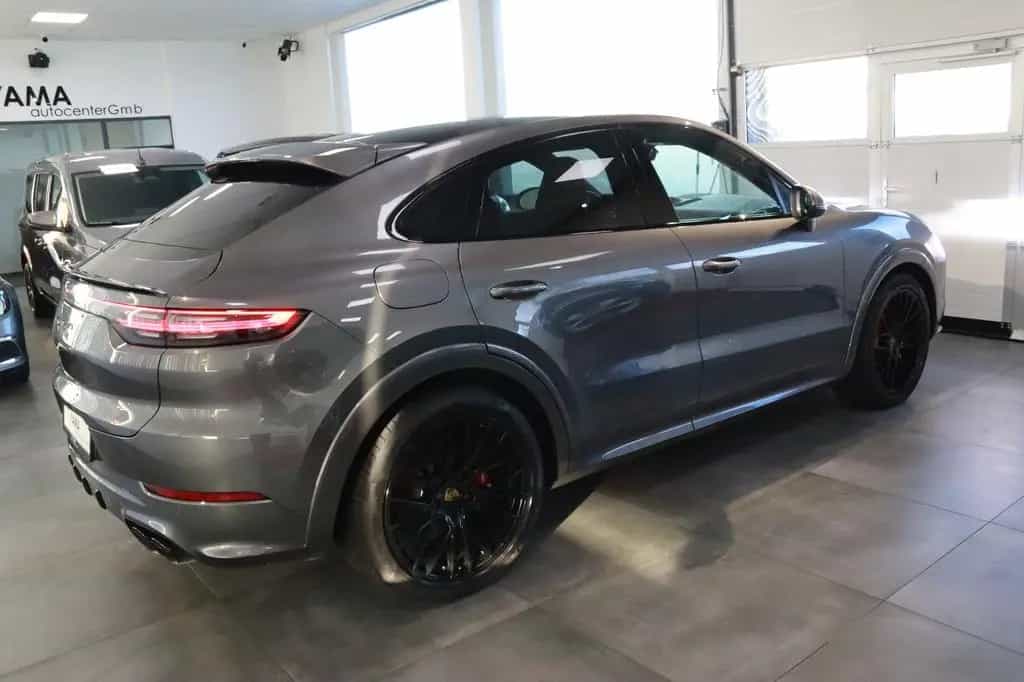 Porsche Cayenne Coupe GTS * 1.HAND + MEGA OPTIK * 11/2021-photo-3