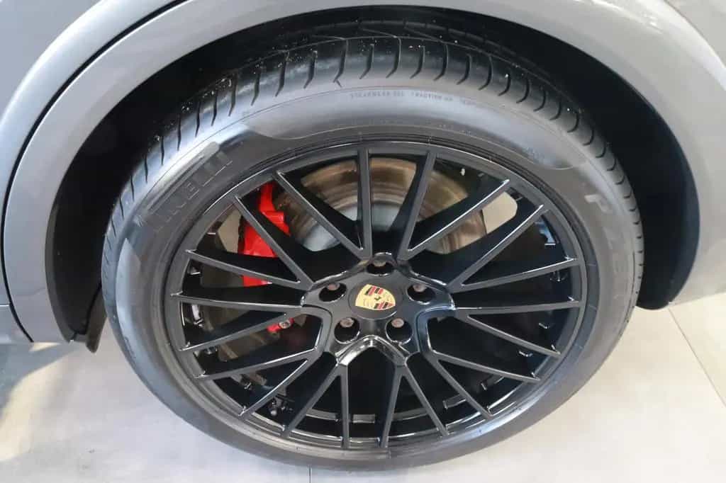 Porsche Cayenne Coupe GTS * 1.HAND + MEGA OPTIK * 11/2021-photo-34
