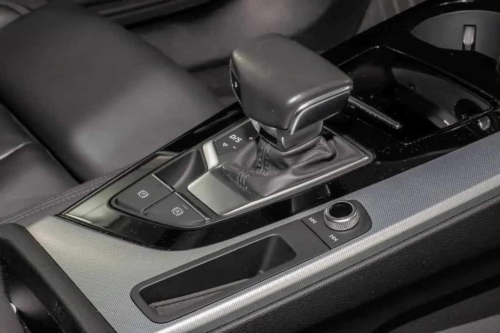 Audi A4 40TDI Quattro Advanced*SPORT*TOP*SORGLOS* 04/2022-photo-19