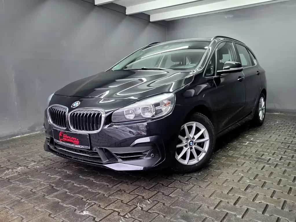 BMW 220 Active Tourer , AUTOMATIK, PANORAMA, NAVI,PDC 05/2019-photo-0