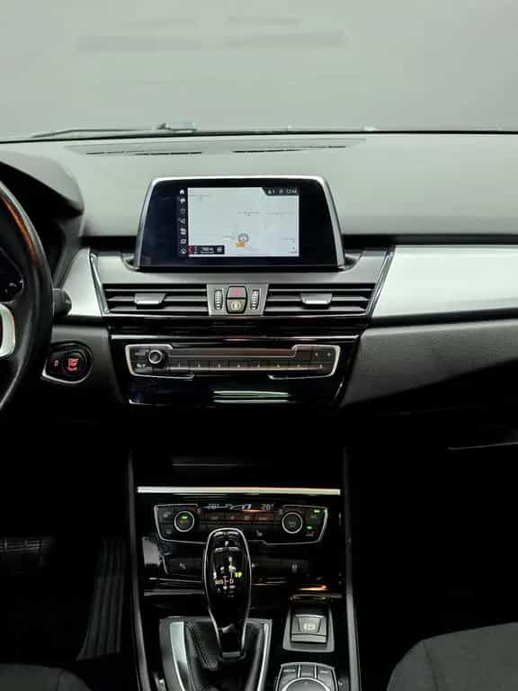 BMW 220 Active Tourer , AUTOMATIK, PANORAMA, NAVI,PDC 05/2019-photo-15