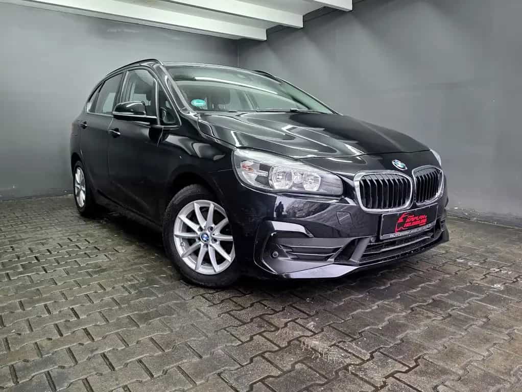 BMW 220 Active Tourer , AUTOMATIK, PANORAMA, NAVI,PDC 05/2019-photo-2