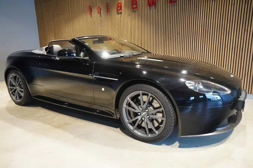 Aston Martin V8 Vantage Roadster N430 4.7 V8-BRD-U-frei- 11/2017-photo-15