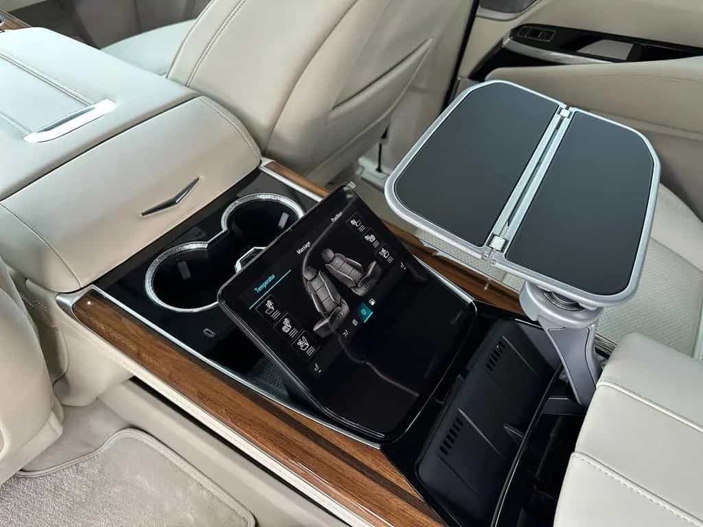 Cadillac Escalade ESV Platinum Luxury 2026 24" Exec.Seat null-photo-14