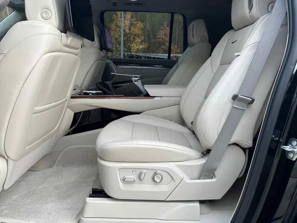Cadillac Escalade ESV Platinum Luxury 2026 24" Exec.Seat null-photo-15