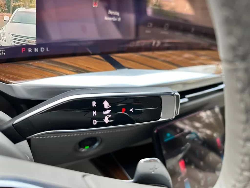 Cadillac Escalade ESV Platinum Luxury 2026 24" Exec.Seat null-photo-21