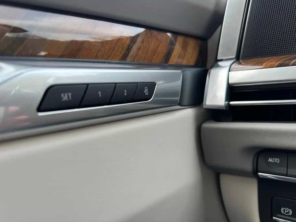 Cadillac Escalade ESV Platinum Luxury 2026 24" Exec.Seat null-photo-32