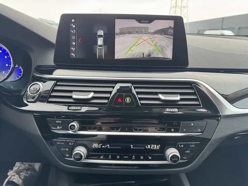 BMW 630 Gran Turismo i+Sport Line+ACC+LED+Head-Up+AH 02/2018-photo-11