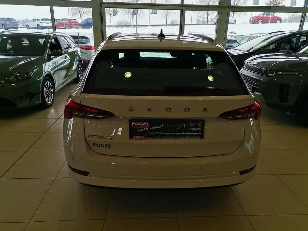 Skoda Octavia 2.0 TDI DSG Ambition LED|Navi|virt.Cock. 10/2022-photo-4