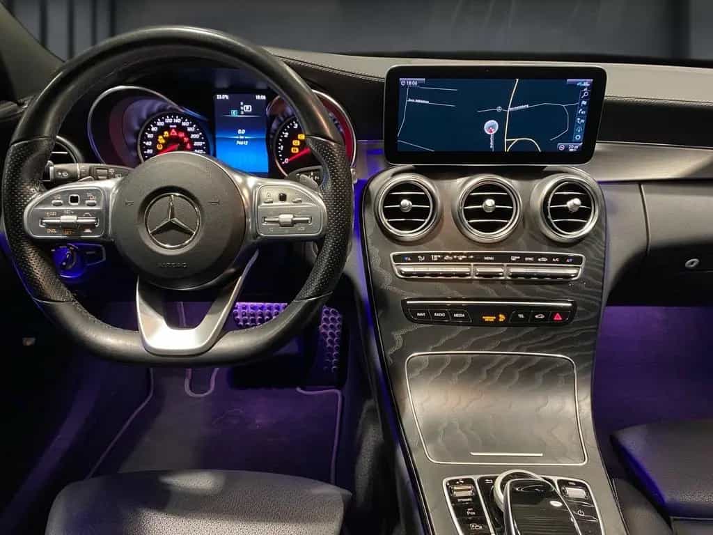Mercedes-Benz C 300 T AMG+MBUX+Ambiente+Mbeam+CarPlay+AHK 03/2021-photo-13